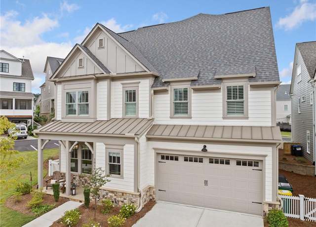 Property at 1010 Fendley St, Woodstock, GA 30188, 5 beds, 4 baths