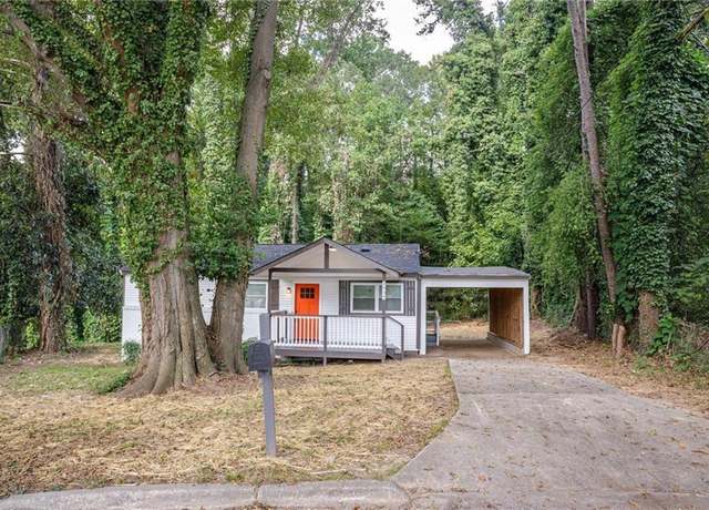 Property at 2437 Clarissa Dr NW, Atlanta, GA 30318, 3 beds, 2 baths