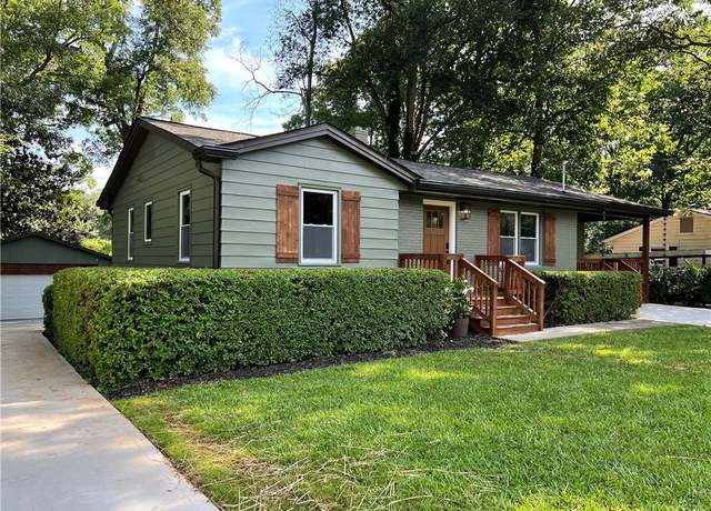 Property at 995 Valley Dr SE, Smyrna, GA 30080, 3 beds, 2 baths