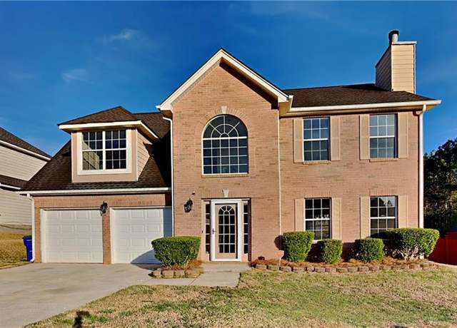 Property at 6808 Foxfire Pl, South Fulton, GA 30349, 3 beds, 2.5 baths