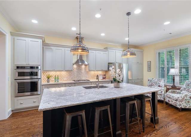 Property at 407 Nottaway Ln, Alpharetta, GA 30009, 4 beds, 3.5 baths