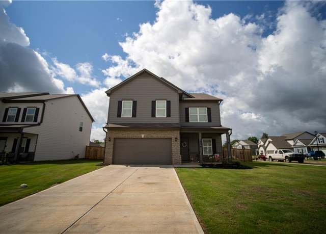 Property at 319 Lucyanna Ln, Cartersville, GA 30120, 4 beds, 2.5 baths