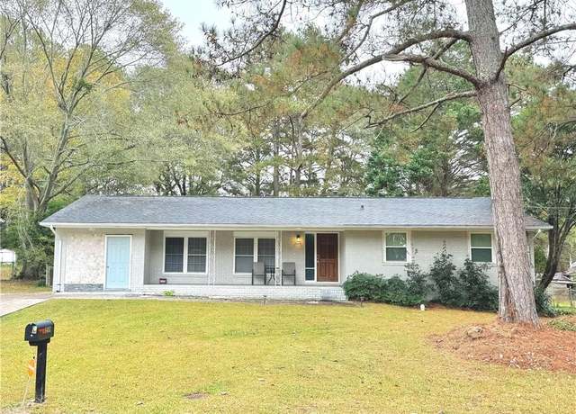 Property at 6482 Sinclair Pl, Morrow, GA 30260, 3 beds, 2 baths