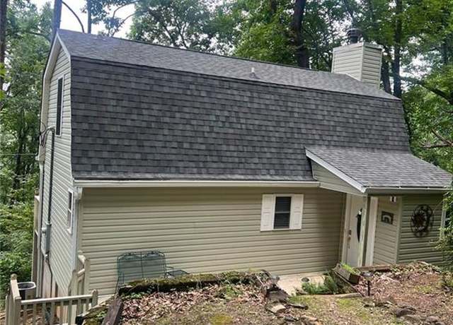 Property at 139 Lookout Ridge Rd, Cleveland, GA 30528, 2 beds, 2 baths
