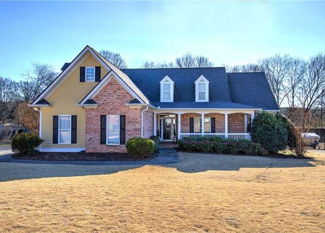 Property at 17 Berkshire Dr, Cartersville, GA 30120, 3 beds, 2 baths