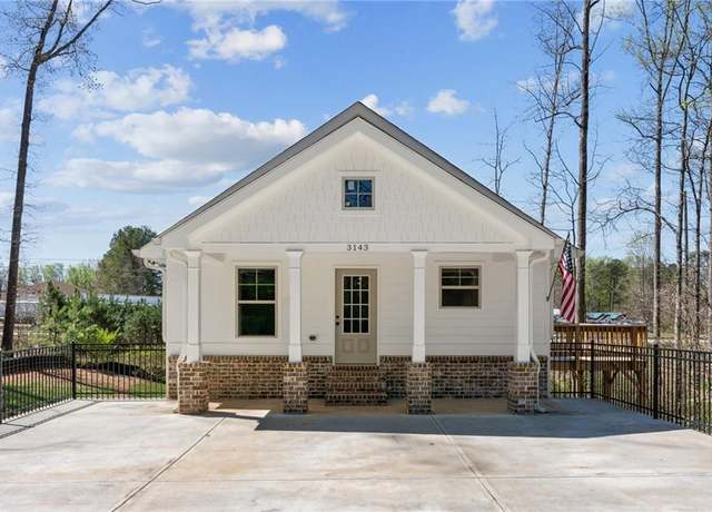Property at 3143 Lee Cir, Buford, GA 30518, 4 beds, 3 baths