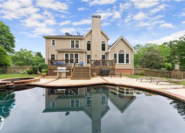 Property at 1721 Mulberry Lake Dr, Dacula, GA 30019, 7 beds, 4.5 baths