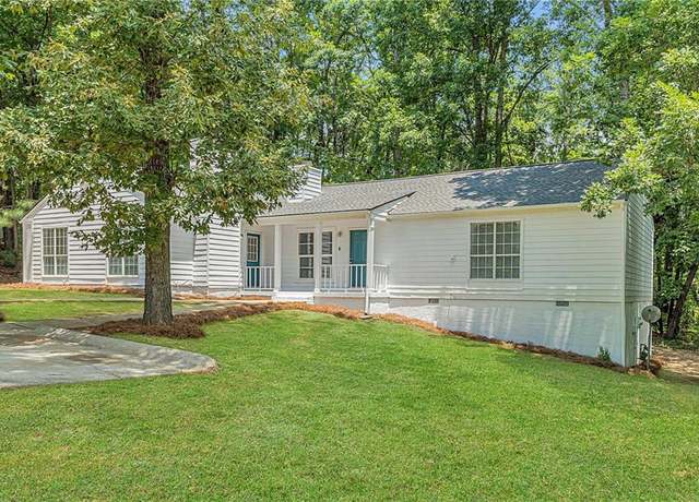 Property at 5426 Glen Haven Dr, Atlanta, GA 30349, 2 beds, 2 baths