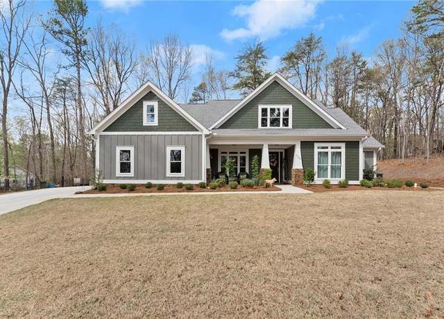 Property at 320 Fern Park Dr, Dawsonville, GA 30534, 4 beds, 3 baths