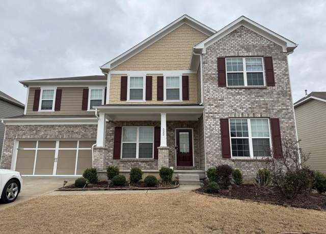 Property at 522 Spring View Dr, Woodstock, GA 30188, 4 beds, 2.5 baths