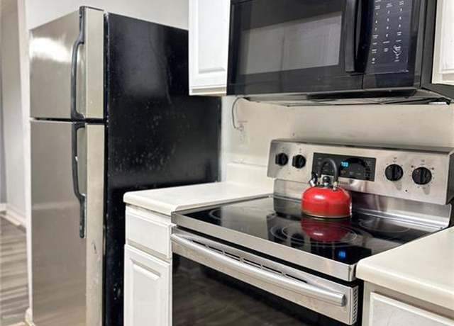 Property at 16103 Waldrop Cv, Decatur, GA 30034, 3 beds, 2 baths