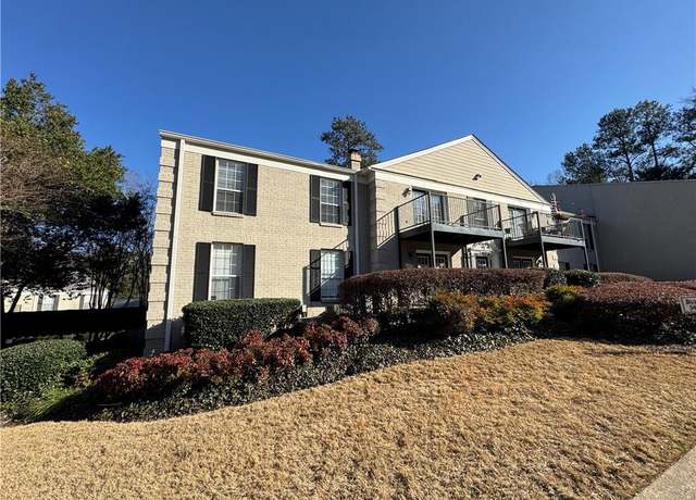 Property at 3468 Essex Ave, Atlanta, GA 30339, 2 beds, 2 baths