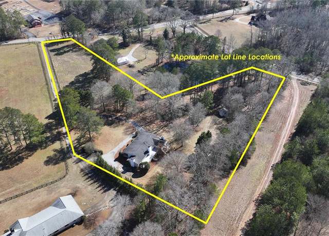 Property at 17040 Birmingham Hwy, Alpharetta, GA 30004, 4 beds, 3 baths