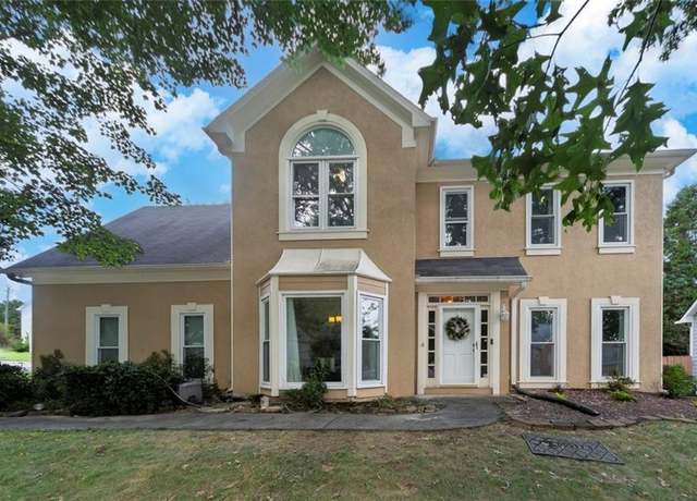 Property at 4670 Ogeechee Dr, Johns Creek, GA 30022, 4 beds, 2.5 baths