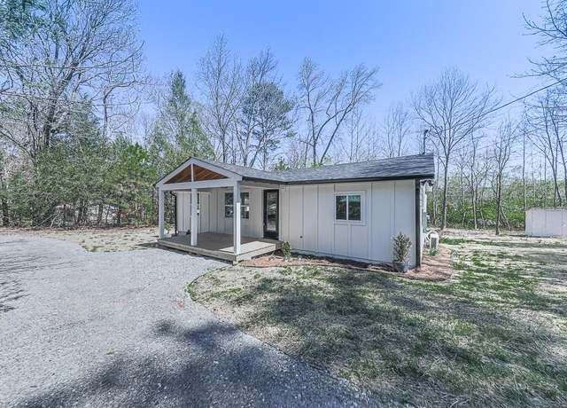 Property at 90 Talking Rock Creek Ln, Talking Rock, GA 30175, 3 beds, 2 baths