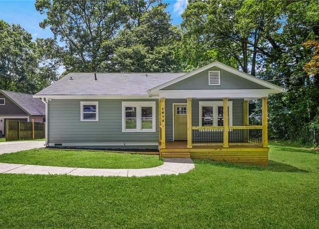 Property at 1675 White Oak Way, Decatur, GA 30032, 3 beds, 2 baths
