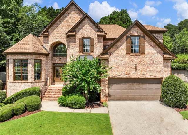 Property at 11405 Donnington Dr, Duluth, GA 30097, 5 beds, 4.5 baths