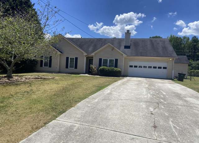 Property at 280 Meadow View Dr, Grayson, GA 30017, 3 beds, 2 baths