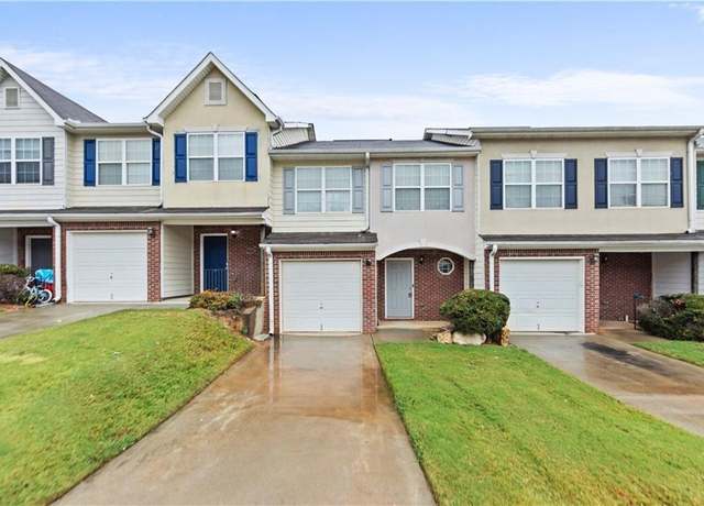 Property at 720 Georgetown Ln, Jonesboro, GA 30236, 3 beds, 2.5 baths