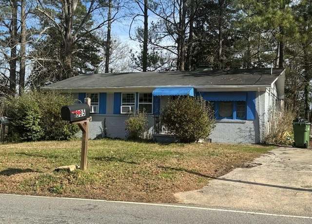 Property at 685 Bolton Rd NW, Atlanta, GA 30331, 3 beds, 1 bath
