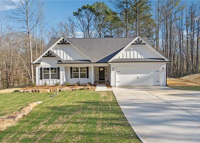 Property at 7407 Highway 136 West, Talking Rock, GA 30175, 3 beds, 2 baths
