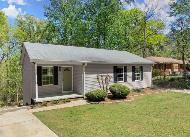 Property at 3128 Lotheridge Rd, Gainesville, GA 30501, 3 beds, 2 baths