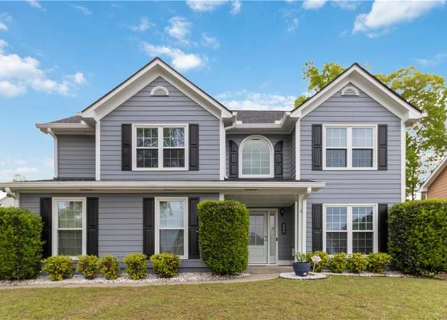 Property at 900 Hillary Ln, Lawrenceville, GA 30043, 3 beds, 2.5 baths