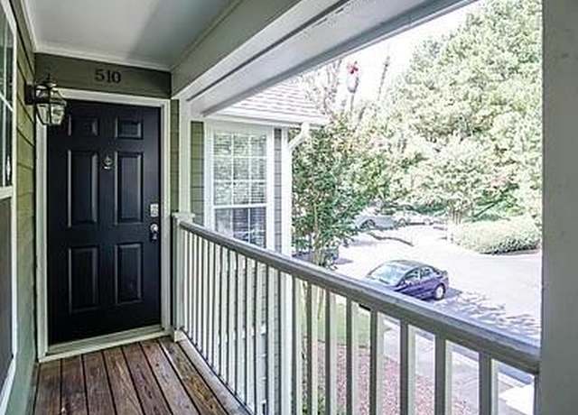 Property at 510 Berkeley Woods Dr, Duluth, GA 30096, 2 beds, 2 baths