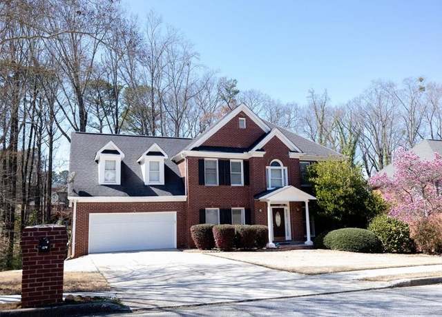 Property at 100 Cross Creek Dr, Lilburn, GA 30047, 4 beds, 2.5 baths