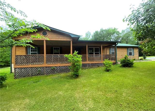 Property at 105 Doe Dr, Temple, GA 30179, 3 beds, 2 baths