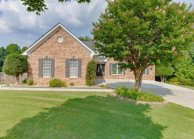 Property at 4690 Martins Crossing West Dr, Flowery Branch, GA 30542, 5 beds, 4 baths