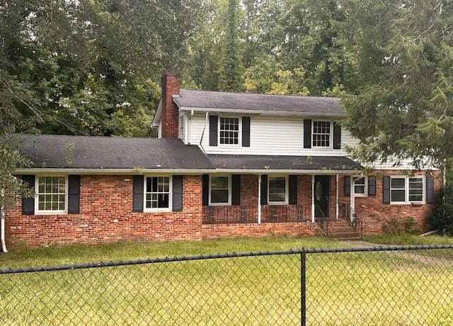 Property at 1316 Adams Dr SW, Atlanta, GA 30311, 6 beds, 3.5 baths