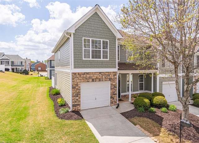 Property at 6617 Splashwater Dr, Flowery Branch, GA 30542, 4 beds, 2.5 baths