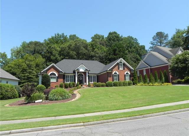 Property at 4019 Hickory Fairway Dr, Woodstock, GA 30188, 3 beds, 2.5 baths