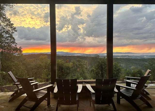 Property at 886 Weaver Creek Way, Blue Ridge, GA 30513, 4 beds, 4.5 baths