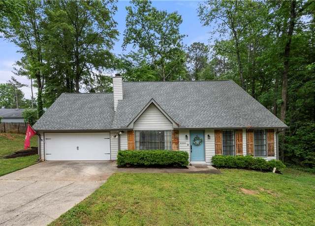 Property at 4934 Woodstream Ln NW, Acworth, GA 30102, 3 beds, 2 baths