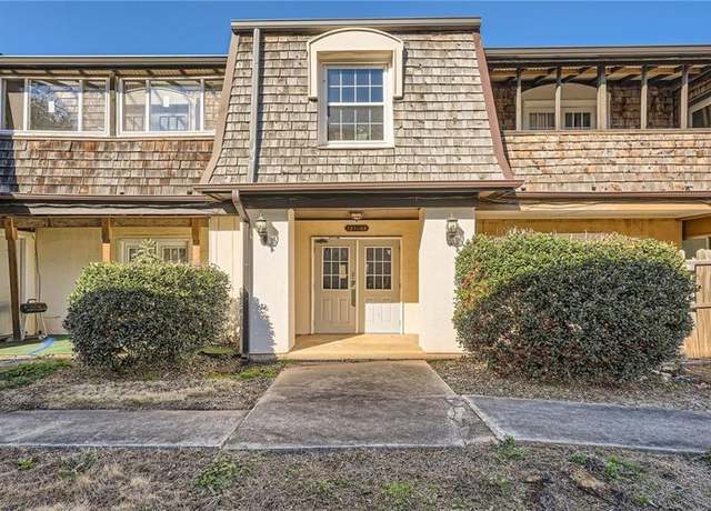 Property at 123 Rue Fontaine, Lithonia, GA 30038, 3 beds, 2 baths