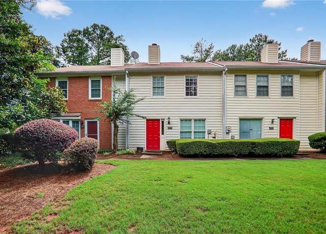 Property at 202 Chads Ford Way, Roswell, GA 30076, 2 beds, 2.5 baths