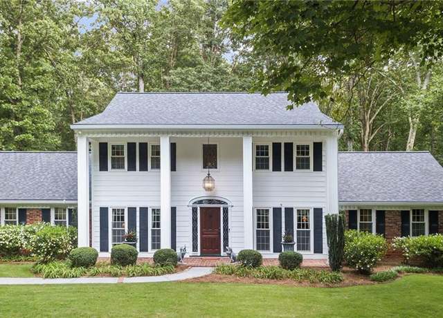 Property at 260 Waverly Hall Dr, Roswell, GA 30075, 4 beds, 3 baths