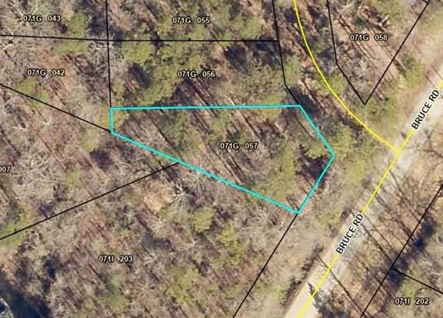 Property at 11 Lark St, Martin, GA 30557