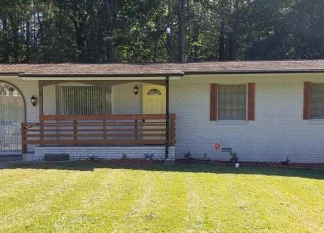 Property at 987 Forrest Cir SE, Atlanta, GA 30354, 3 beds, 2 baths