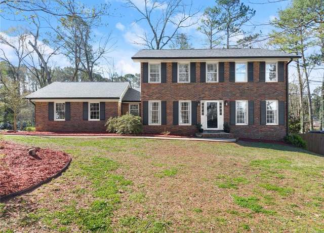 Property at 4076 Shady Cir NW, Lilburn, GA 30047, 4 beds, 3 baths