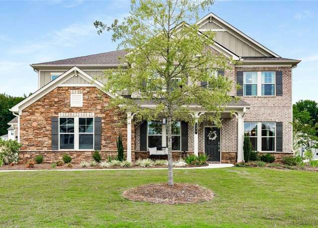 Property at 135 Aspen Hall Dr, Canton, GA 30115, 5 beds, 4.5 baths