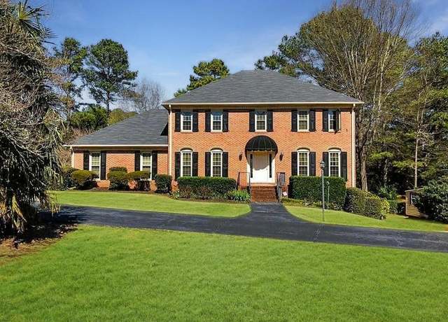 Property at 938 Lost Valley Dr SE, Conyers, GA 30094, 4 beds, 3 baths
