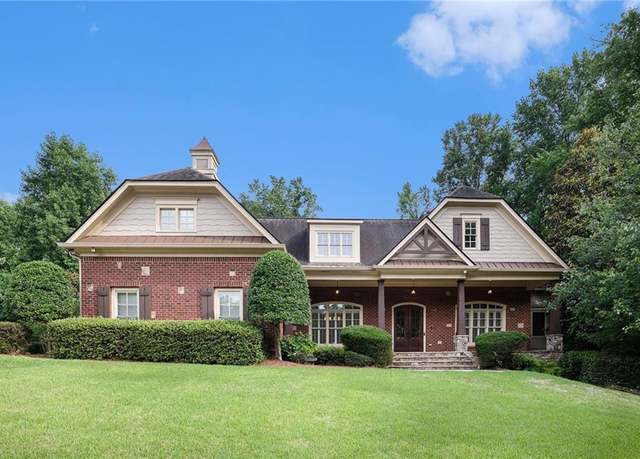 Property at 287 Scenic Falls Blvd, Hoschton, GA 30548, 6 beds, 4.5 baths