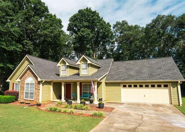 Property at 1415 Red Oak Way, Winder, GA 30680, 4 beds, 2 baths