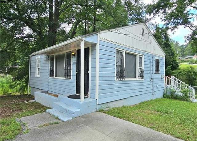 Property at 2293 Ewing St SW, Atlanta, GA 30331, 2 beds, 1 bath