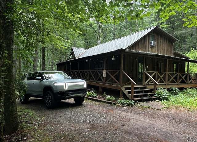 Property at 85 Clear Lake Ct, Ellijay, GA 30540, 3 beds, 2 baths