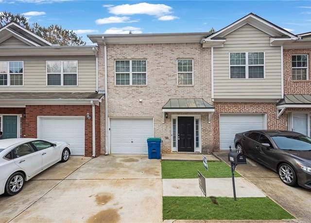 Property at 5027 Lower Elm St, Atlanta, GA 30349, 2 beds, 2.5 baths
