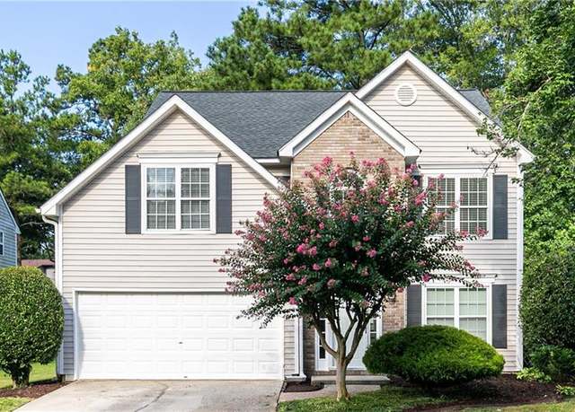 Property at 4790 Nature Trl, Austell, GA 30106, 4 beds, 2.5 baths